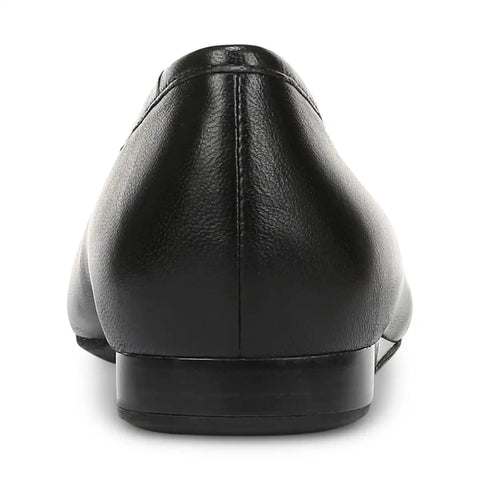 Larissa Wedge Flat