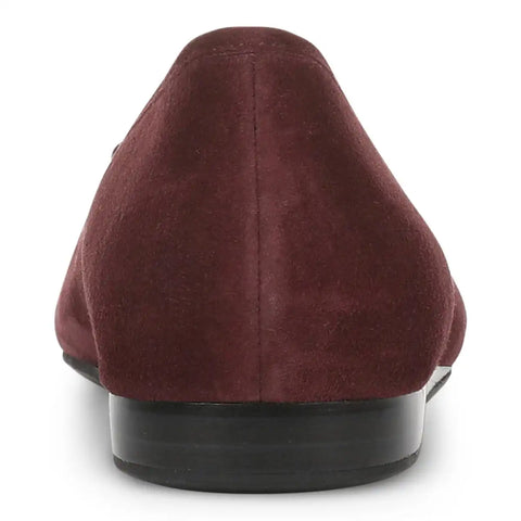Larissa Wedge Flat