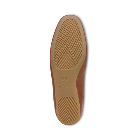 Larissa Wedge Flat