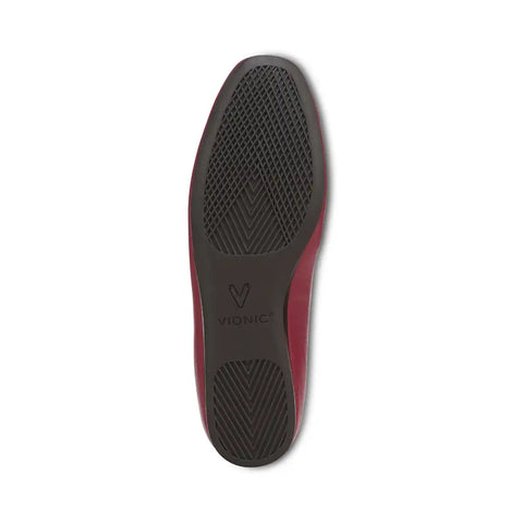 Larissa Wedge Flat