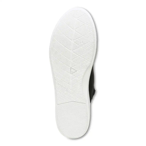 Beach Pismo Casual Sneaker: Canvas