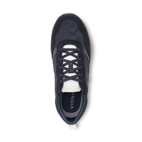 Walk Slim Glide Sneaker