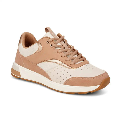 Nova Sneaker